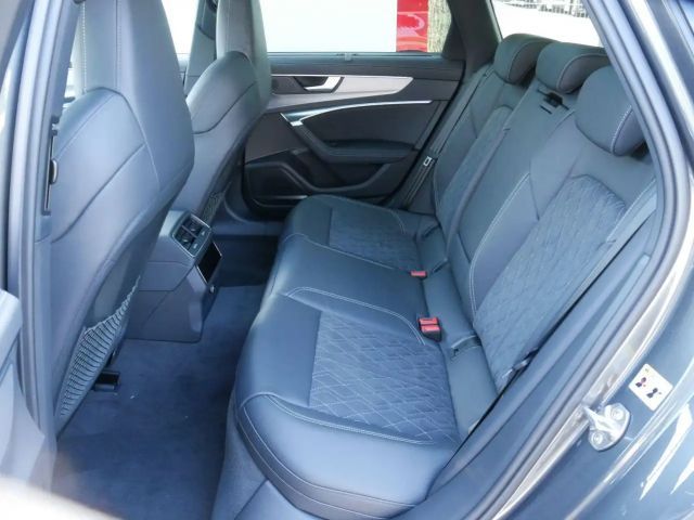 Audi S6 Avant Quattro