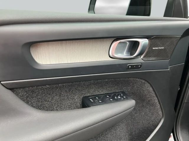 Volvo XC40 Dark Ultimate