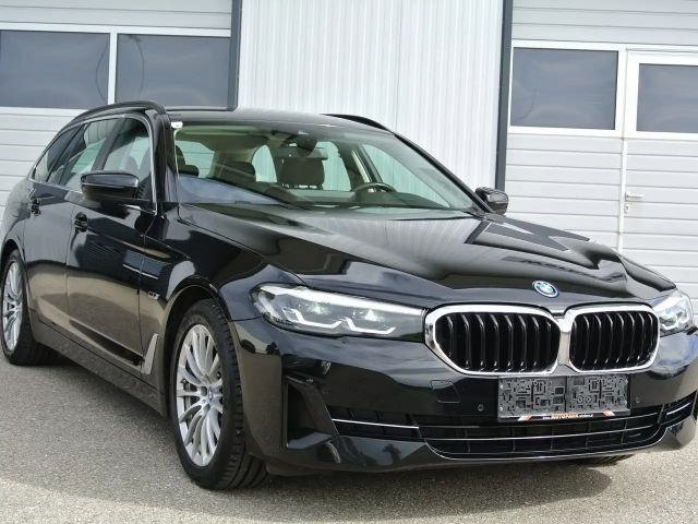 BMW 530 530e Touring xDrive