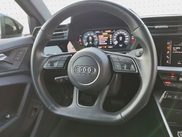 Audi A3 45 TFSI Hybride S-Line Sedan