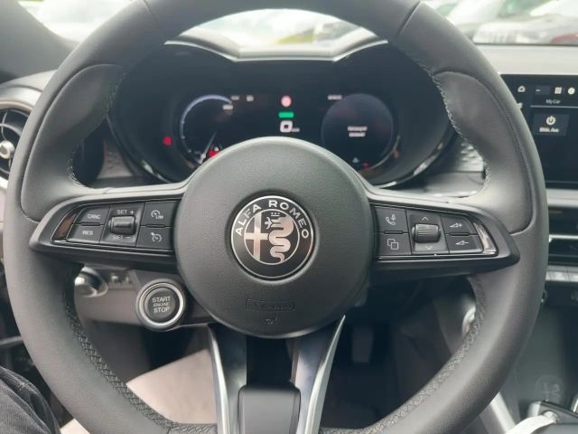 Alfa Romeo Tonale Super