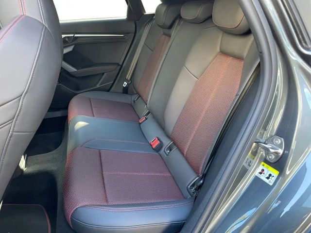 Audi A3 35 TDI S-Line S-Tronic Sedan