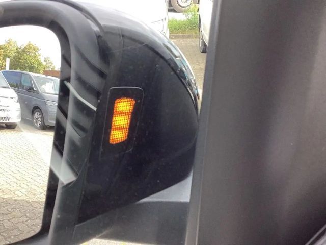 Volkswagen Multivan 2.0 TDI DSG Life T7