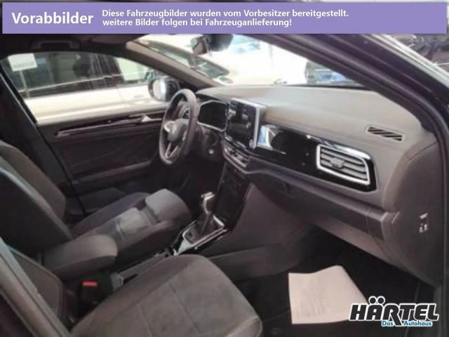 Volkswagen T-Roc 1.5 TSI DSG R-Line