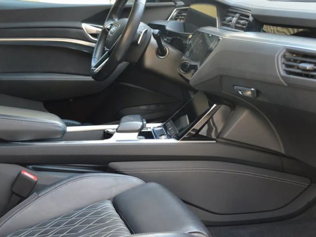 Audi e-tron Quattro