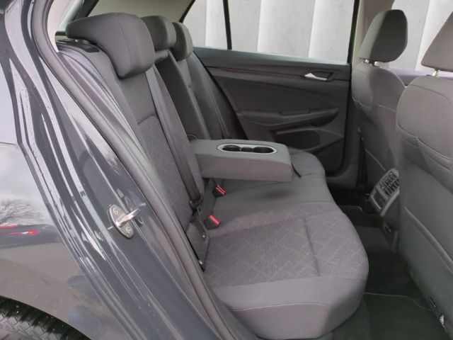 Volkswagen Golf 1.0 TSI Golf VIII Life