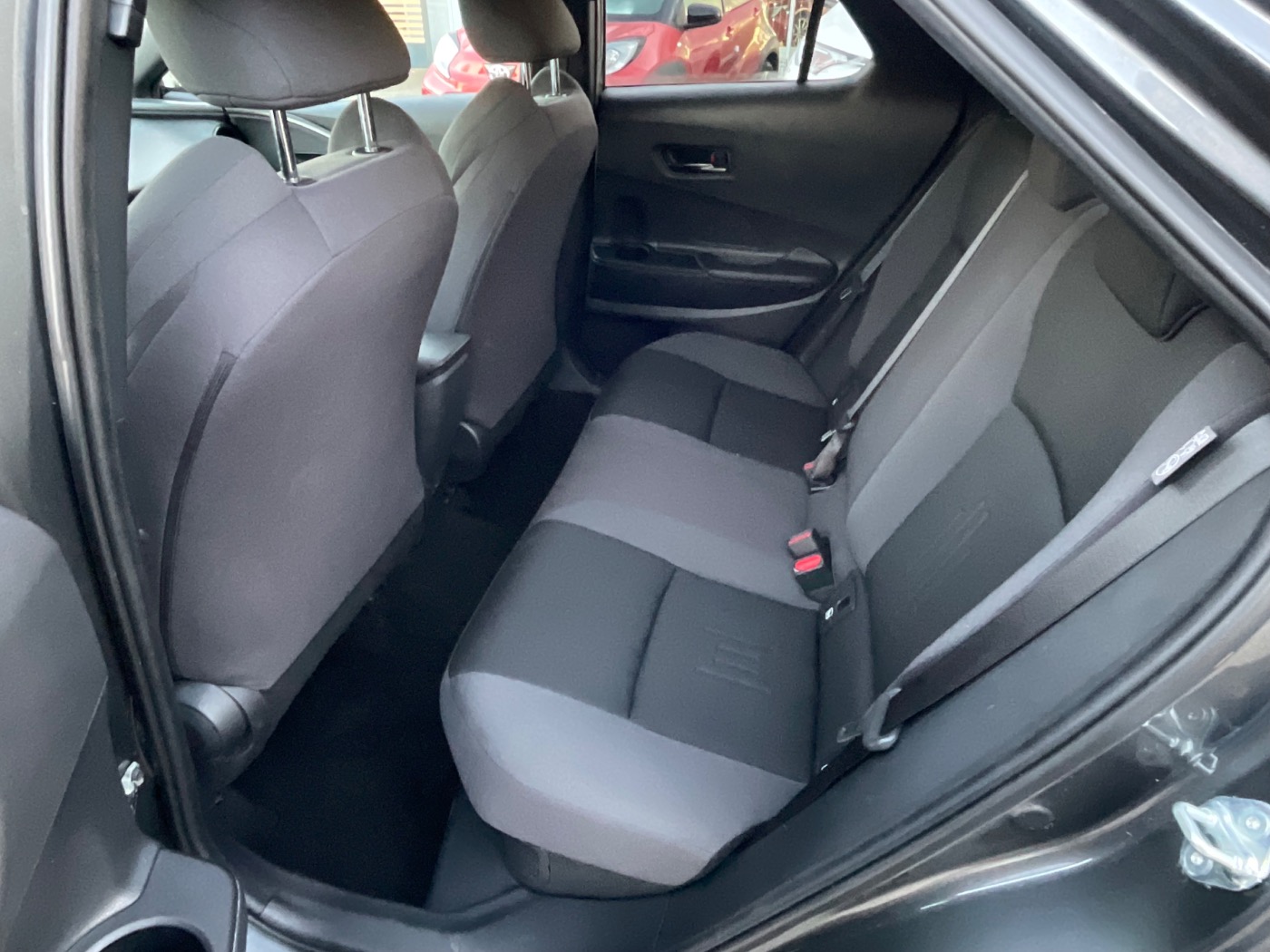 Toyota C-HR 5-deurs Team D