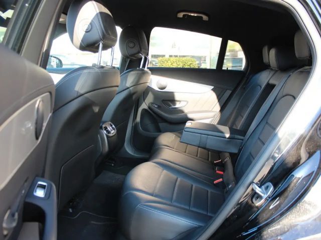 Mercedes-Benz GLC 300 AMG Line Coupé