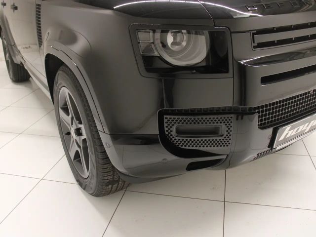 Land Rover Defender 110 D300 Dynamic SE