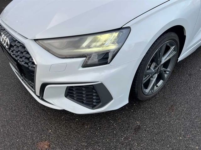 Audi A3 1.0 TFSI S-Line Sedan