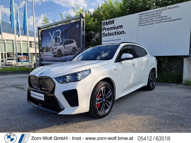 BMW iX2 xDrive30