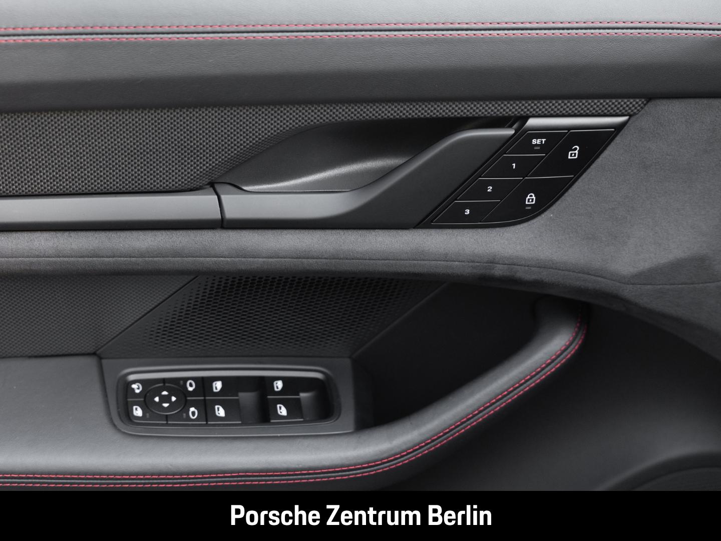 Porsche Taycan GTS Sport Turismo