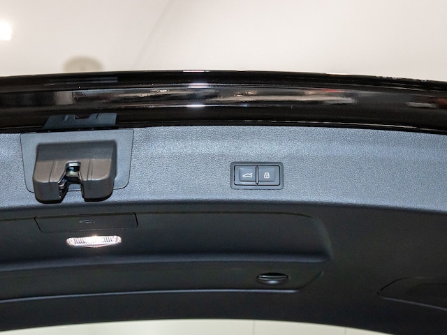 Audi A6 40 TDI Avant S-Tronic