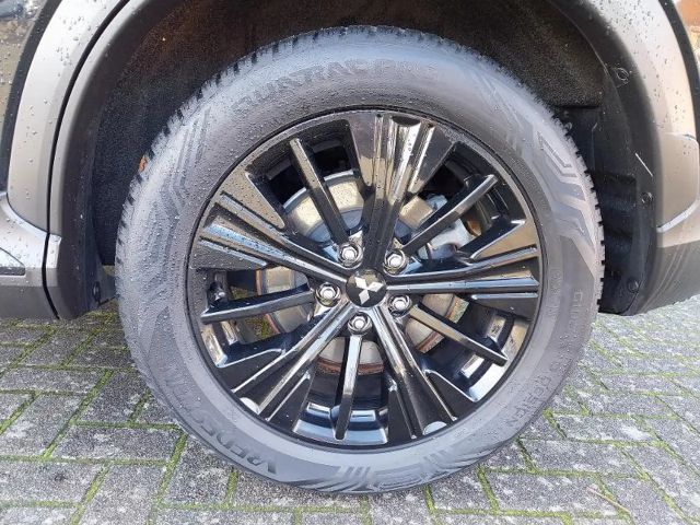 Mitsubishi Eclipse Cross 2WD CVT MIVEC