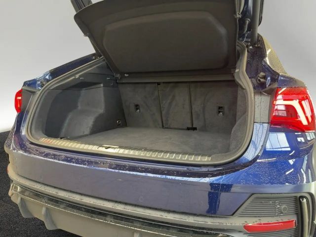 Audi Q3 35 TFSI S-Line