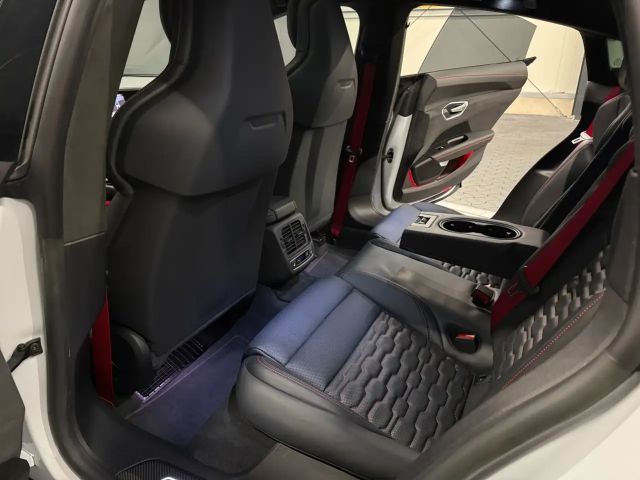 Audi RS e-tron GT Quattro