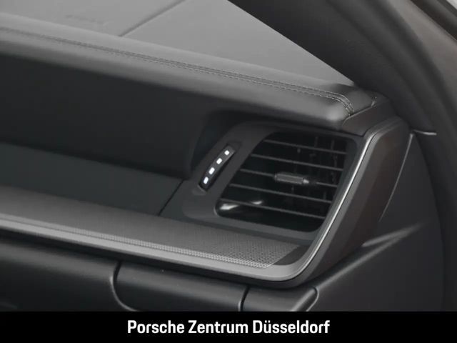 Porsche 992 Cabrio Carrera S