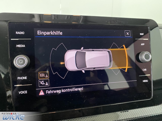 Volkswagen T-Cross T-Cross 1.0 TSI Life CONNECT KLIMA PDC LED SITZHEI