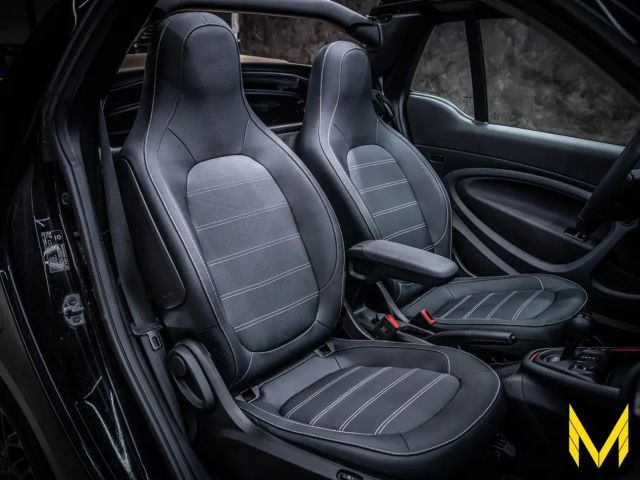 Smart EQ fortwo Cabrio JBL Prime