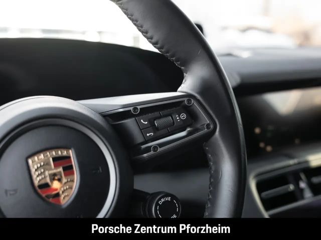 Porsche Taycan 4S Cross Turismo