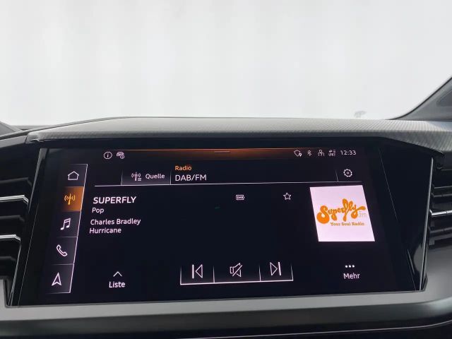 Audi Q4 e-tron Audi Q4 45 e-tron