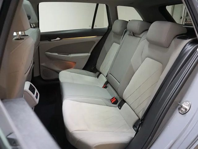 Volkswagen Golf 2.0 TDI DSG Style