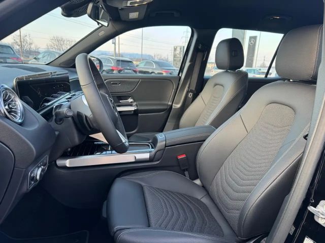 Mercedes-Benz EQB 250