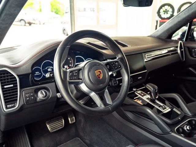 Porsche Cayenne GTS