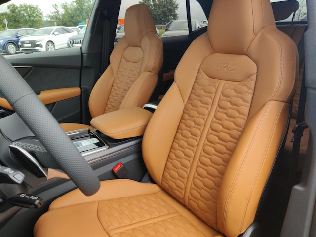 Audi RS Q8 Performance Quattro