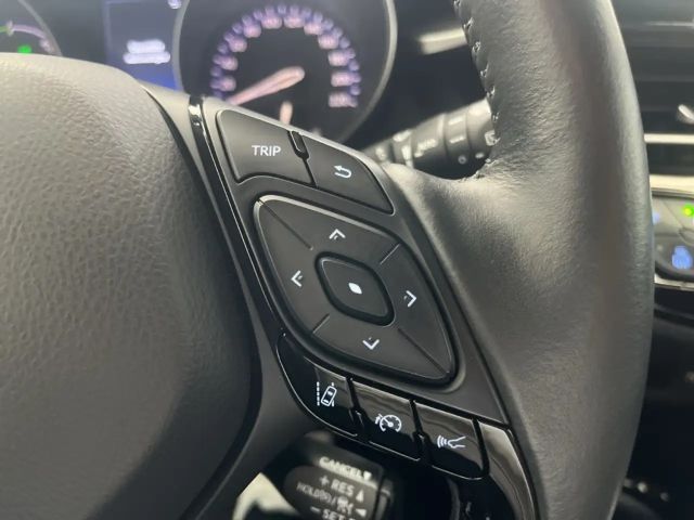 Toyota C-HR Hybride Team D