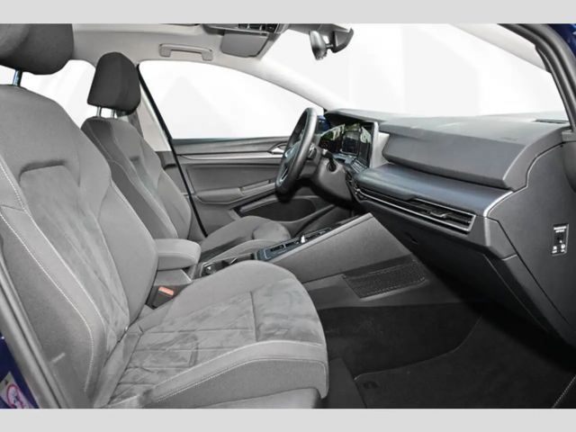 Volkswagen Golf 1.5 eTSI DSG Golf VIII Style