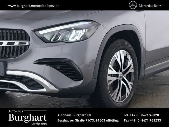 Mercedes-Benz GLA 180 Progressive