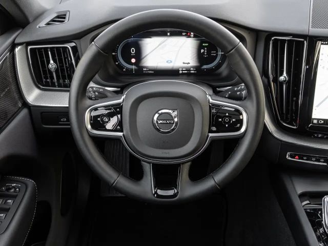 Volvo XC60 AWD Dark Plus T6