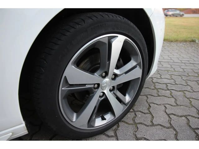 Peugeot 308 EAT8 GT-Line