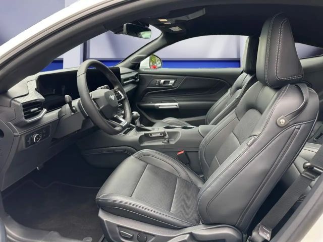 Ford Mustang Fastback GT 5.0 V8