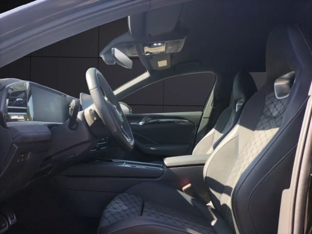 Volkswagen Passat R-Line Style