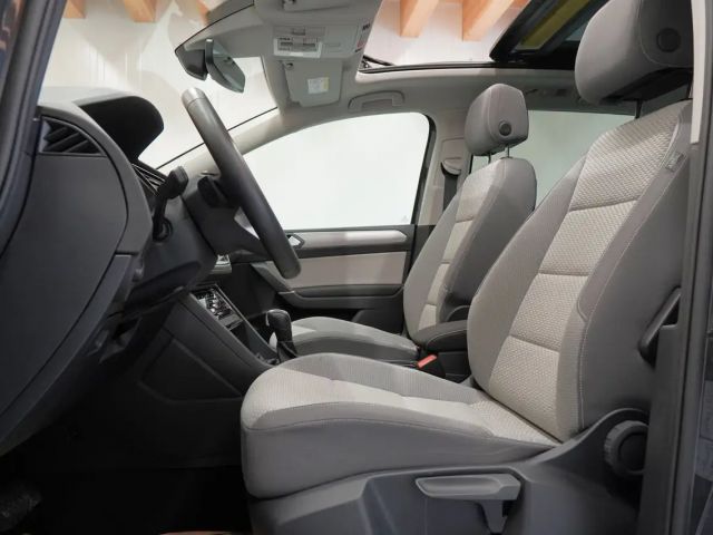 Volkswagen Touran 1.5 TSI DSG