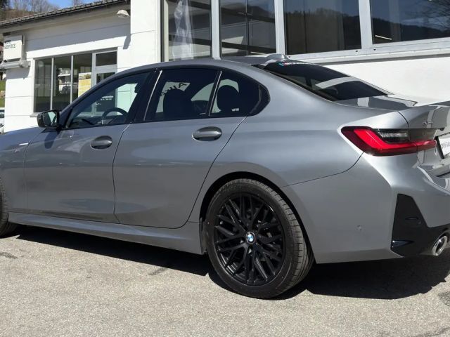 BMW 320 320d M-Sport Sedan xDrive