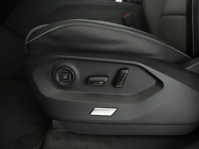 Volkswagen Touareg 4Motion R-Line