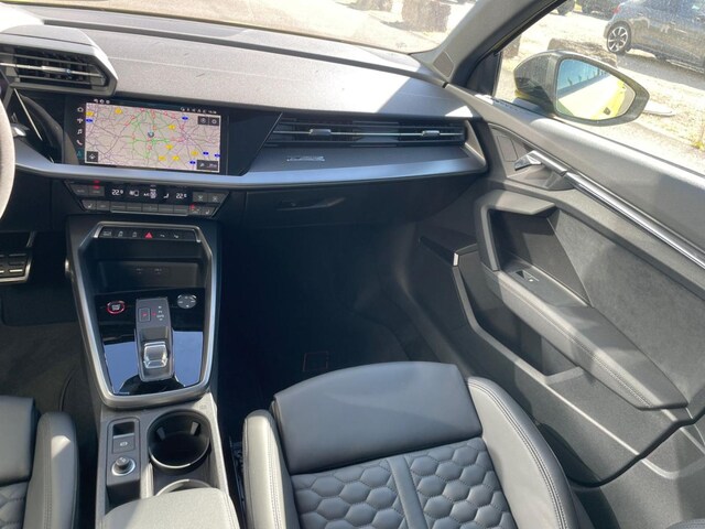 Audi RS3 Quattro S-Tronic Sedan