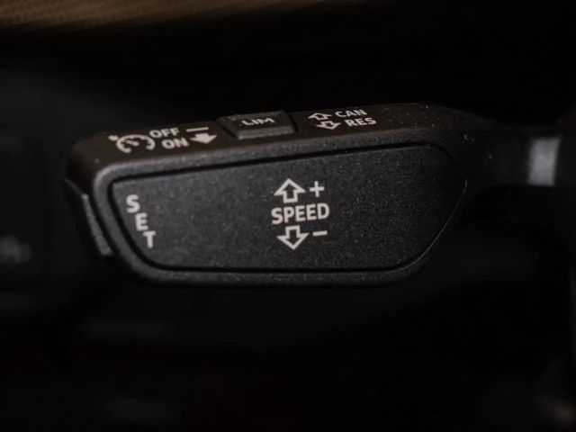 Audi Q2 35 TFSI S-Line