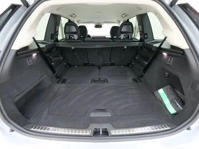 Volvo XC90 AWD Plus T8