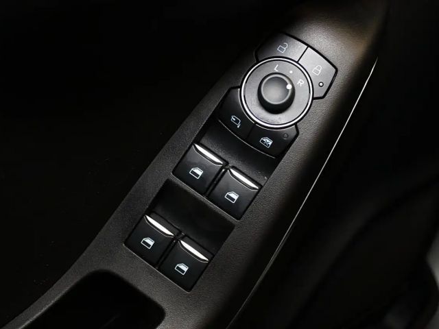 Ford Puma EcoBoost Titanium