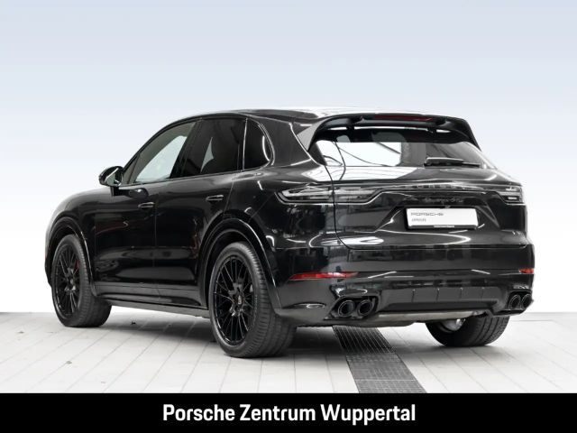 Porsche Cayenne GTS