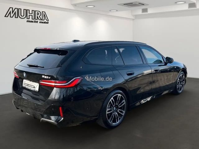 BMW 520 520d M-Sport Touring