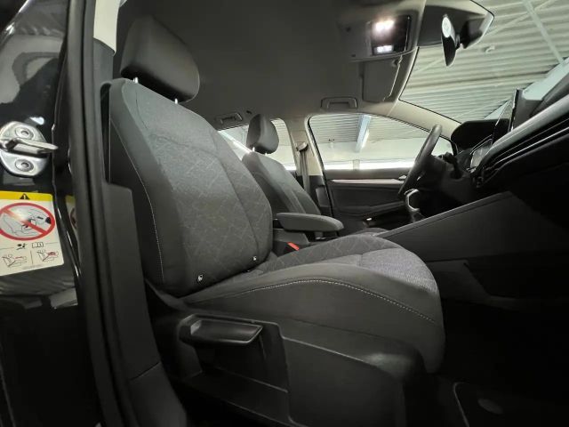 Volkswagen Golf 2.0 TDI Golf VIII Life Variant