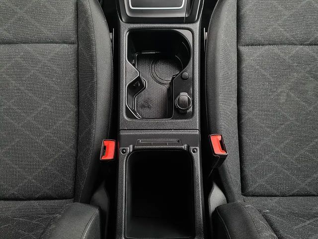 Volkswagen Golf DSG Life Variant