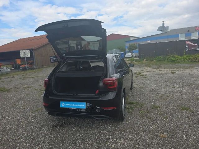 Volkswagen Polo Style