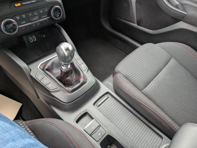 Ford Focus ST Line Wagon