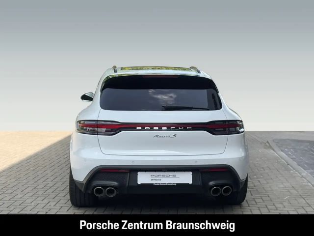 Porsche Macan S